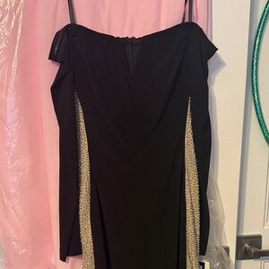 Elegant Black Evening Dress xscape